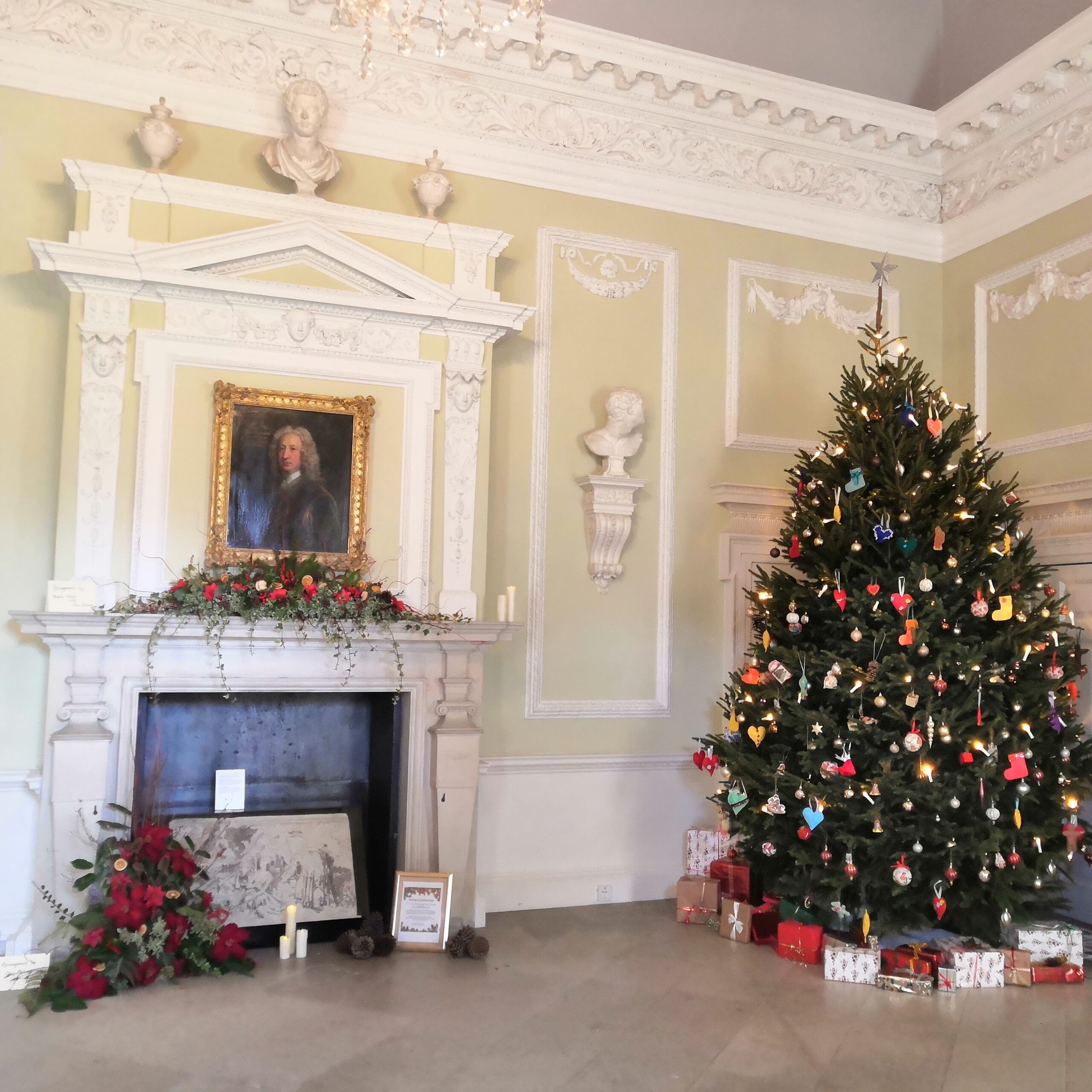 A Country House Christmas in Swindon