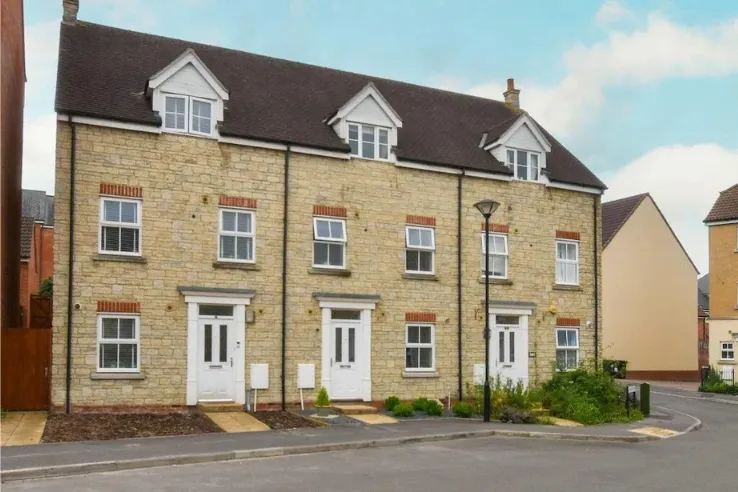 3 Bed Town House in Blunsdon St Andrew